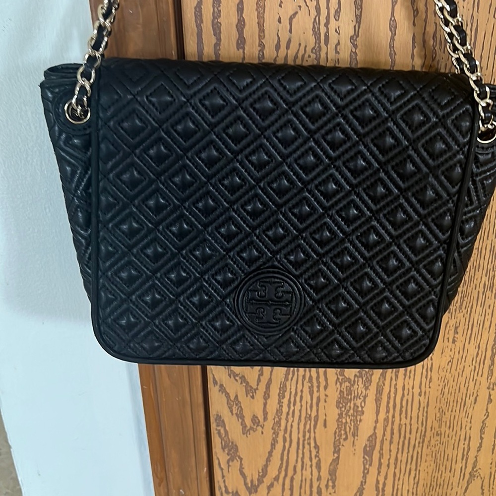 Tory Burch Marion shoulder bag styled